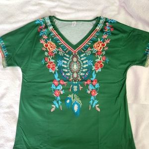 New Chicyea Green Size XXL  Florial Designed Blouse Short Sleeve